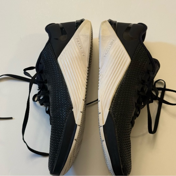 Nike Womens Metcon 5 Black White Cross Training Gym Sneakers Shoes Size 8.5 - Picture 8 of 9
